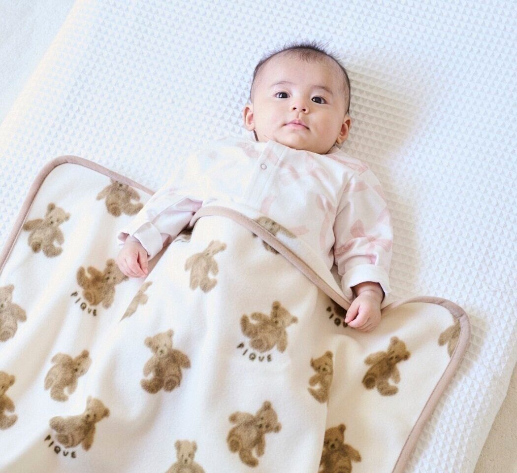 豪華付録】GELATO PIQUE ミニフリースブランケットが1冊に1つついて