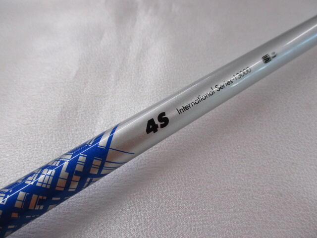 ATTAS KING 4（S）スリーブ付 シャフト (テーラーメイドドライバー用