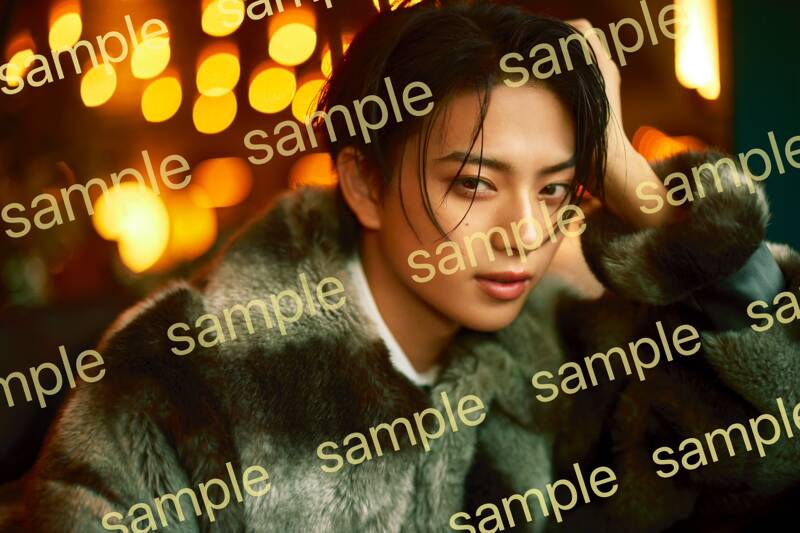 岩瀬洋志2025年卓上カレンダー『YOJI IWASE 2025/04-2026/03 Calendar