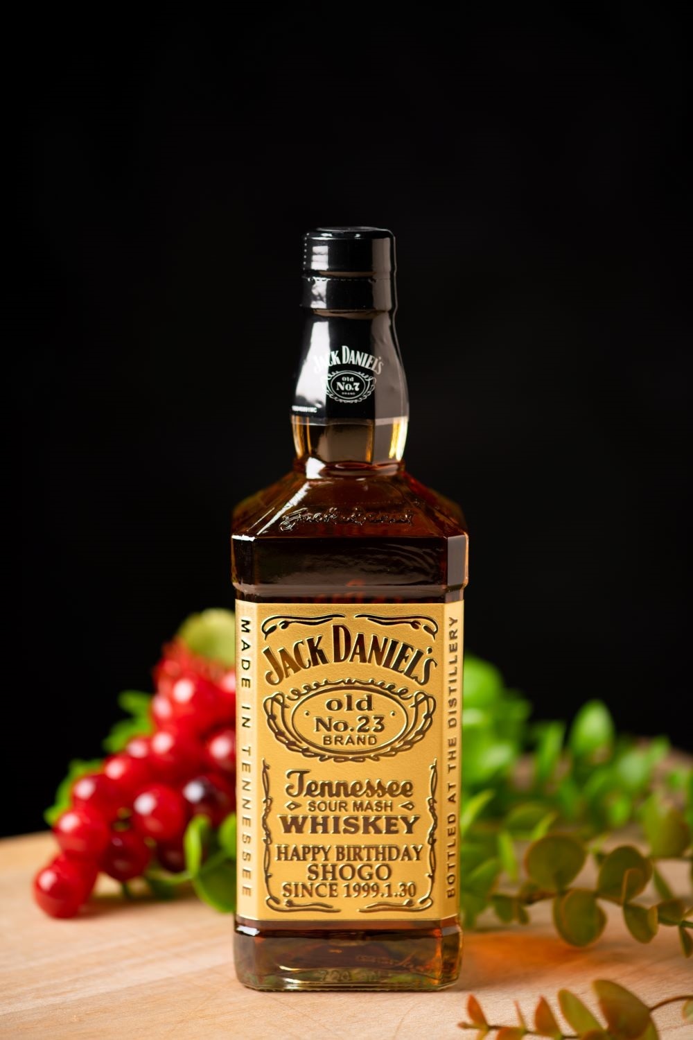 お酒 名入れ 【ジャックダニエル 700ml ☆表面逆彫り彫刻】 男性 誕生