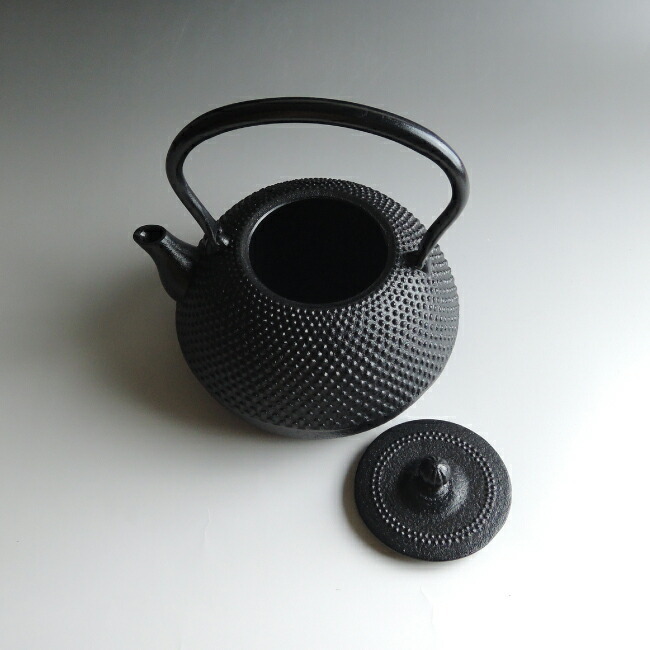 南部鉄器 南部鉄瓶 「平成丸アラレ」[即日出荷対応] [第12回再入荷