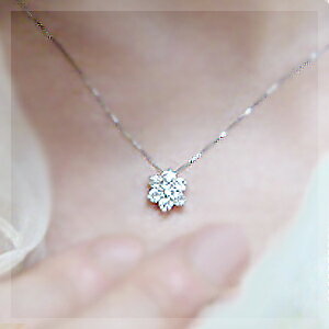 豪華】K18YG/PG/WG【1.0ct】フラワーダイヤモンド ペンダント