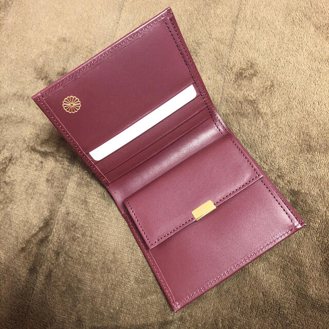 皇居 財布(紅)の通販 by ミッケランド｜ラクマ