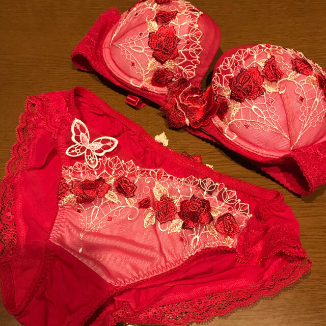 Wacoal - サルート ブラ・ショーツ セットの通販 by ai's shop