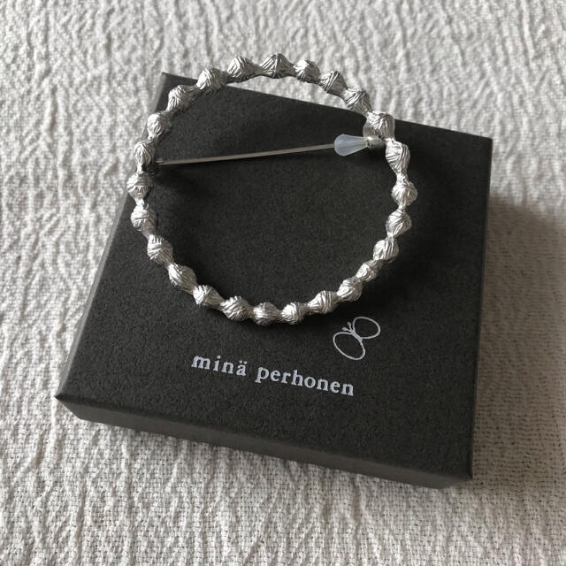 mina perhonen - ミナペルホネン タンバリン ブローチ シルバーの通販