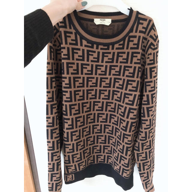 FENDI - FENDIニットの通販 by さあにゃんママン's shop｜フェンディ
