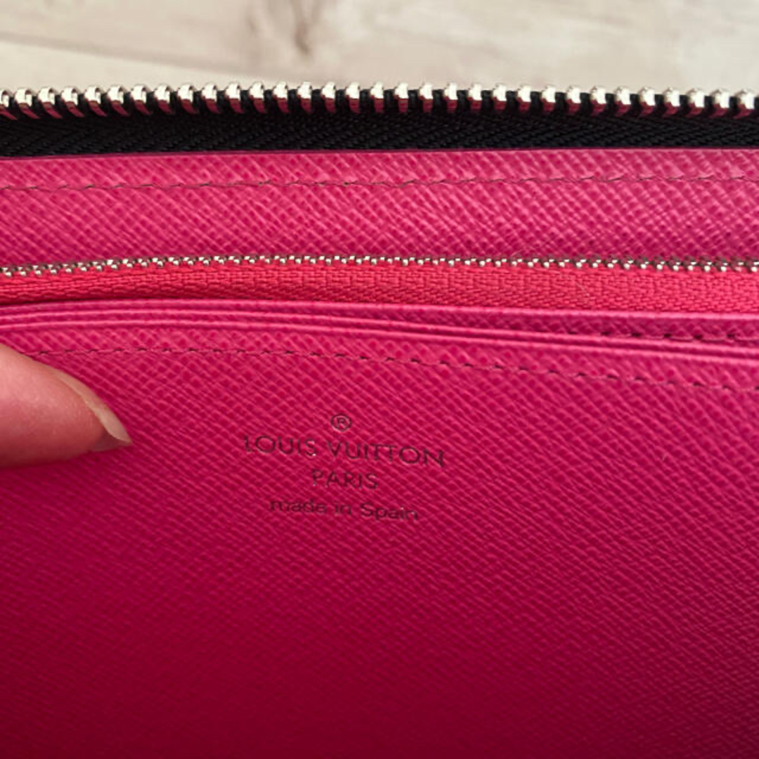 LOUIS VUITTON - LOUIS VUITTON 長財布 エピ ジッピー ウォレット 黒