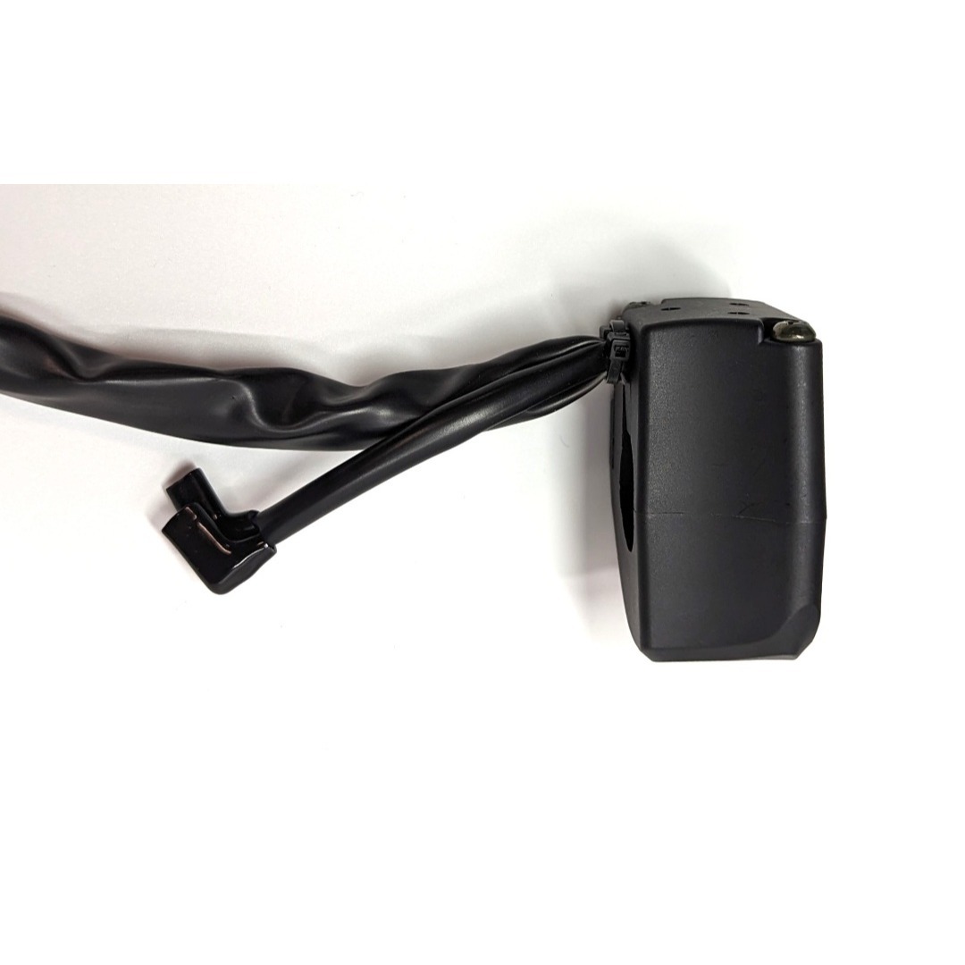 ☆ボルトオン☆ ゼファー400(1991～1992年式)用 ZXタイプ右スイッチの