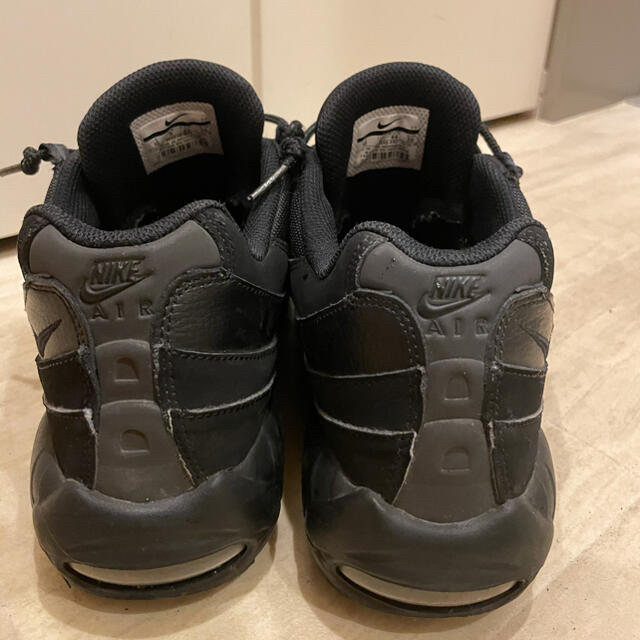 NIKE - ナイキ エアマックス95 エッセンシャル トリプルブラック