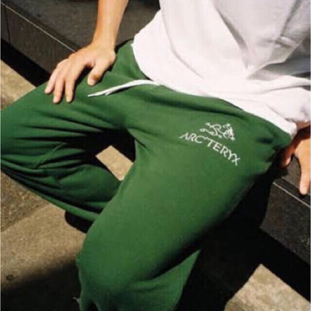 ARC'TERYX - Private brand by s.f.s arcteryxスウェットパンツの通販