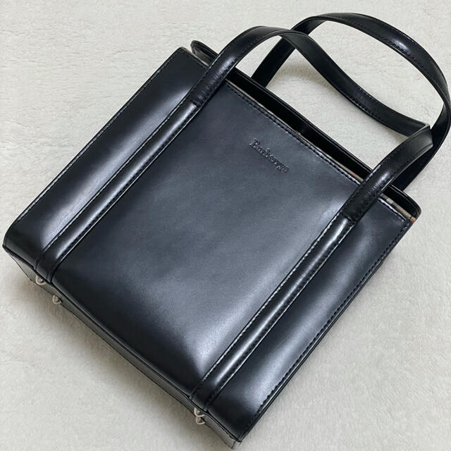 BURBERRY - バーバリーズ ノバチェック シャドーホース ボックス型