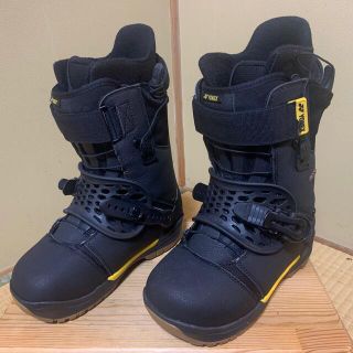 YONEX（ブーツ）のフリマアイテム一覧