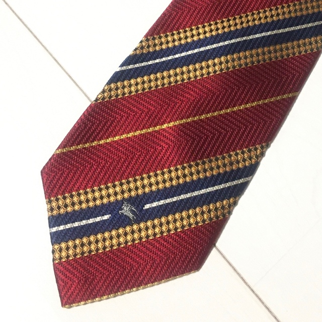 BURBERRY - 美品☆バーバリーズ ヴィンテージ ネクタイ 赤 ホース