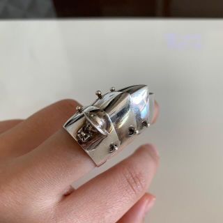 Vivienne Westwood（ゴールド/金色系）のフリマアイテム一覧