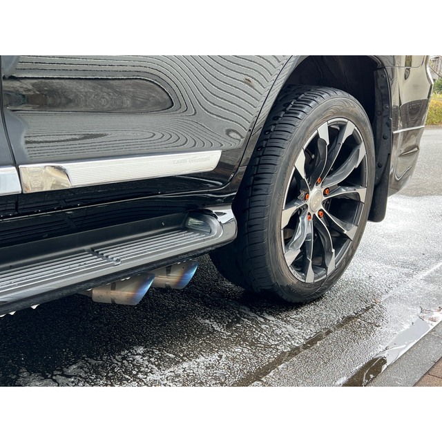 WALD ランクル200サイドマフラー 車検対応 片側2本左右出し ハーフ