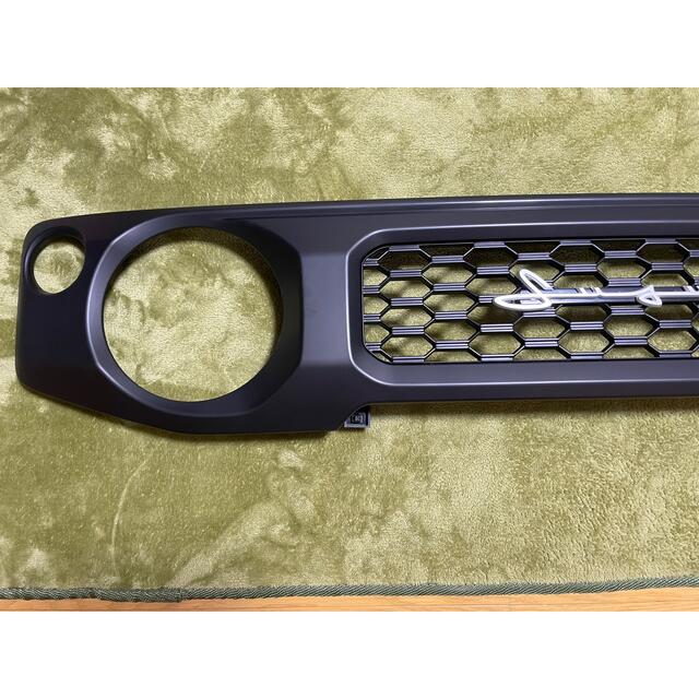 スズキ - 送料無料 新品未使用 ジムニーjb64 jb74 グリル 筆記体