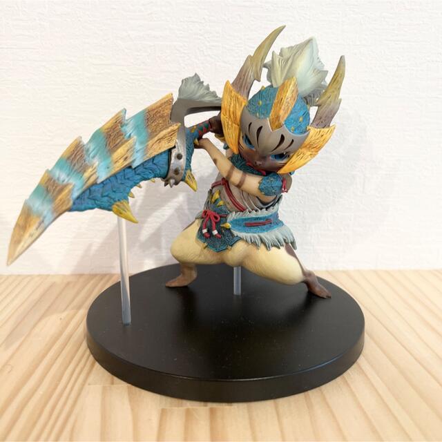 CAPCOM - ＊注意＊モンハン アイルーフィギュア ジンオウネコの通販 by