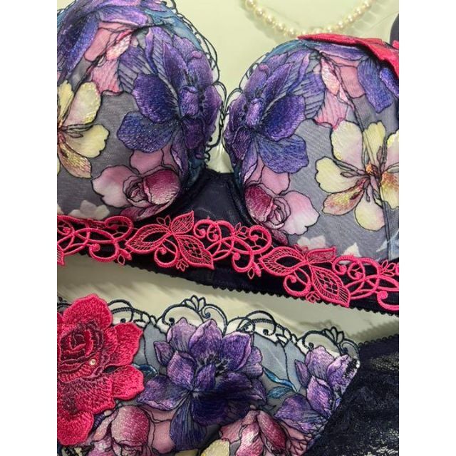 サルート♥63G チリ E65 ノーマルM PU サルート 63G チリ P-upブラE65