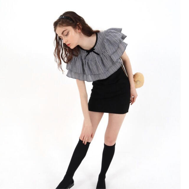 épine - 新品 epine double frill ribbon onepieceの通販 by こん