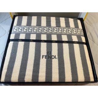 FENDI（タオルケット）のフリマアイテム一覧