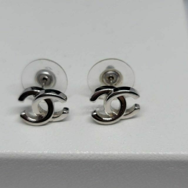 CHANEL - 確実正規品 シャネル ピアス 消毒済み コムドットヤマト着用