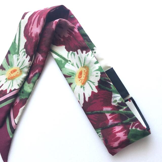 GUCCI - GUCCI 花柄 ネックボウ BTS テヒョン 着用 テテ フラワー