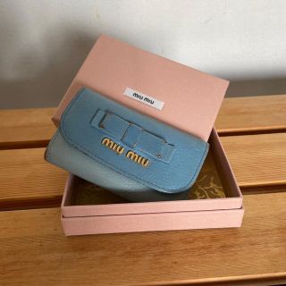 MIU MIU（キーケース ・ ブルー・ネイビー/青色系）のフリマアイテム一覧