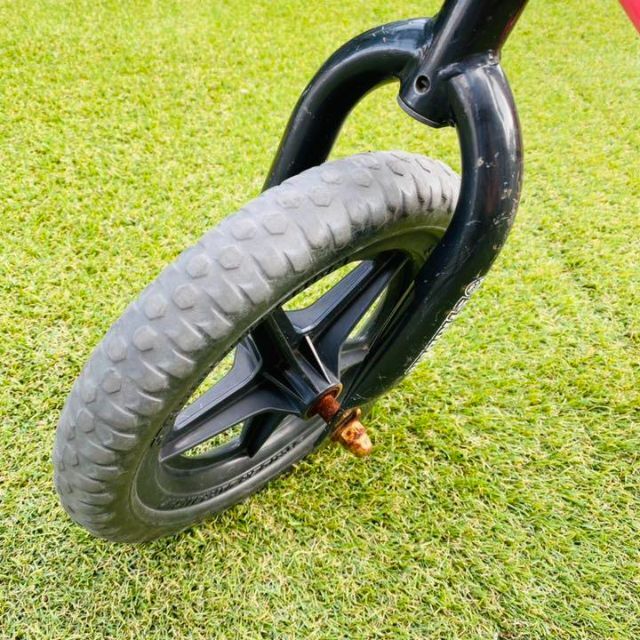 匿名配送】ストライダー スポーツ 12インチ ST-S4 ベル&スタンド付の