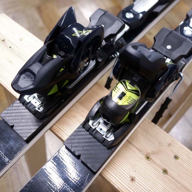 FISCHER - フィッシャー レーシング スキー RC4 GS 183 ビンディング