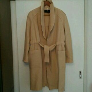 FENDI（ファー ・ ロングコート）のフリマアイテム一覧