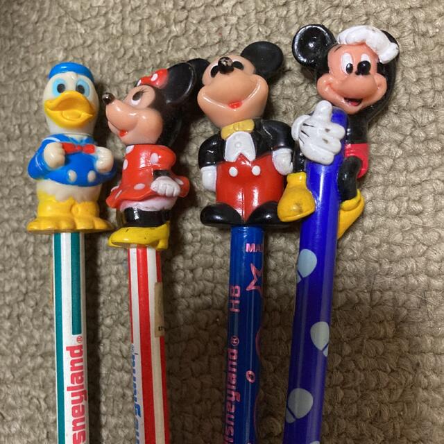 Disney - ディズニーランド 希少 キャラクター鉛筆 4本セットの通販 by