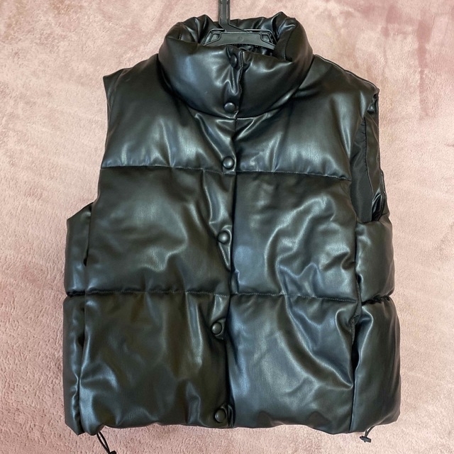ZARA - ZARA フェイクレザーベストの通販 by モカ's shop｜ザラならラクマ