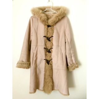 JUSGLITTY（毛皮/ファーコート）のフリマアイテム一覧