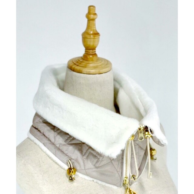 hazama 夜空に駆ける透明彩度のキルティングスヌードの通販 by