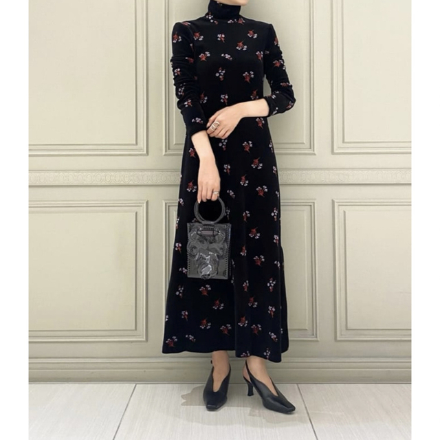 mame - 【Mame Kurogouchi 】ベロアジャガードハイネックドレスの通販