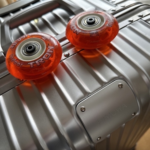 RIMOWA - リモワ ホイール カスタム クリアオレンジの通販 by k8y2's