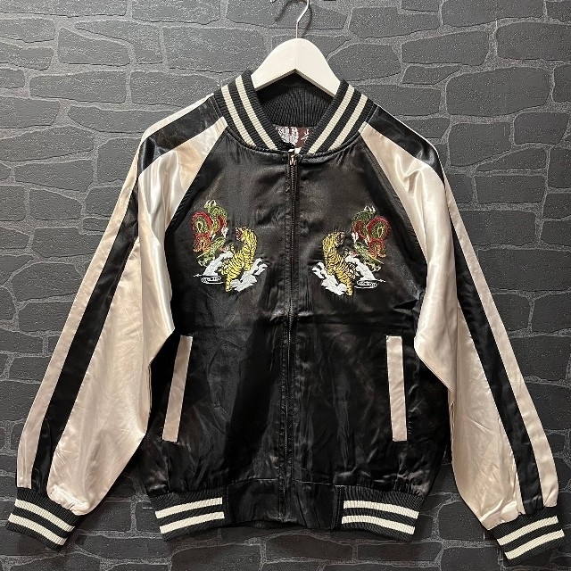 男女兼用 刺繍 スカジャン トラ 虎 ドラゴン 龍 (黒)の通販 by