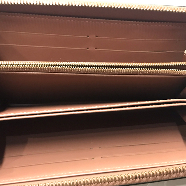 LOUIS VUITTON - M91599 ルイヴィトン ジッピーウォレット 長財布