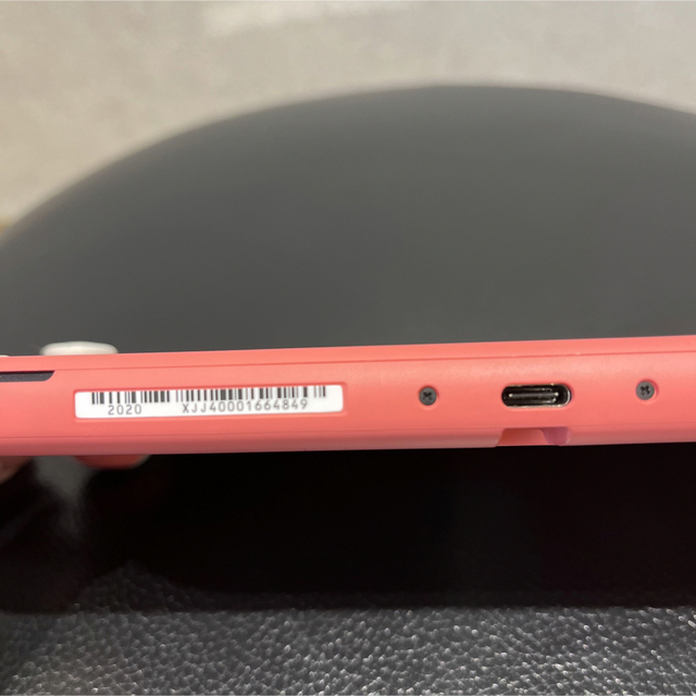 Nintendo Switch - 84☆人気コーラル☆Switch lite☆中古美品