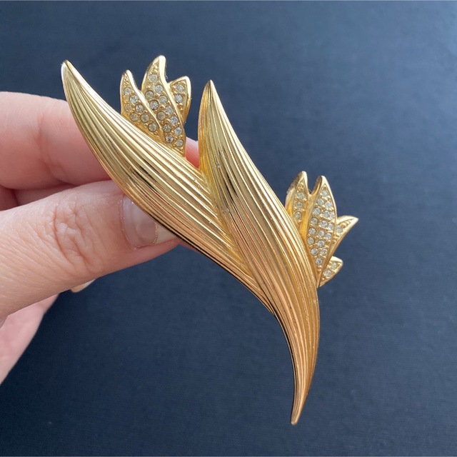 Christian Dior - Christian Dior ブローチの通販 by kimi's shop