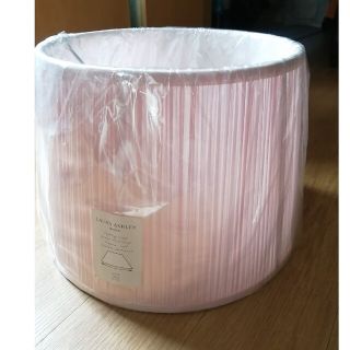 LAURA ASHLEY（ライト/照明/LED）のフリマアイテム一覧