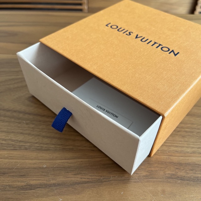 LOUIS VUITTON - ルイヴィトン ギフトボックスの通販 by ヨジャモジャ