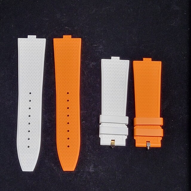 VACHERON CONSTANTIN - オーバーシーズ ラバーベルト 白 にゃくま様