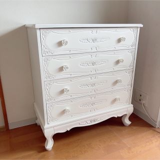 LAURA ASHLEY（収納家具）のフリマアイテム一覧