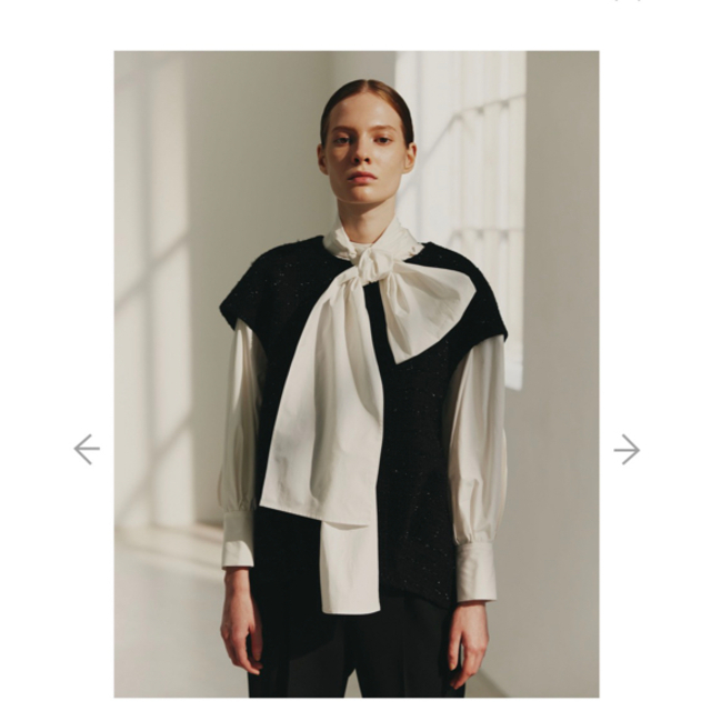 ADORE - 新品2023アドーアフィルムモールツィードブラウスの通販 by