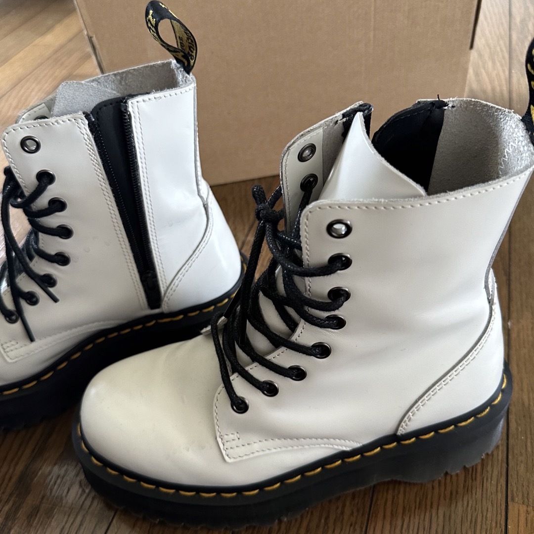 Dr.Martens - ドクターマーチン 25.0cm ブーツ 白 8ホールの通販 by