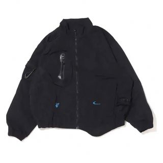 Off-White（ナイロンジャケット）のフリマアイテム一覧