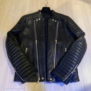BALMAIN（レザージャケット）のフリマアイテム一覧