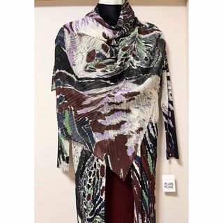 PLEATS PLEASE ISSEY MIYAKE（バンダナ/スカーフ）のフリマアイテム一覧
