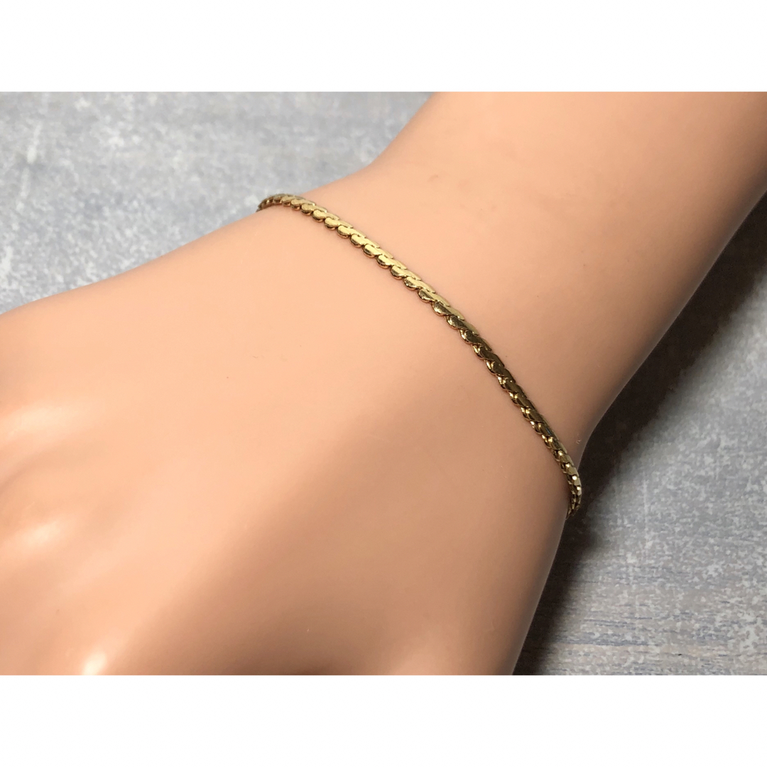 GIVENCHY - GIVENCHY ジバンシィ ブレスレット ゴールドの通販 by